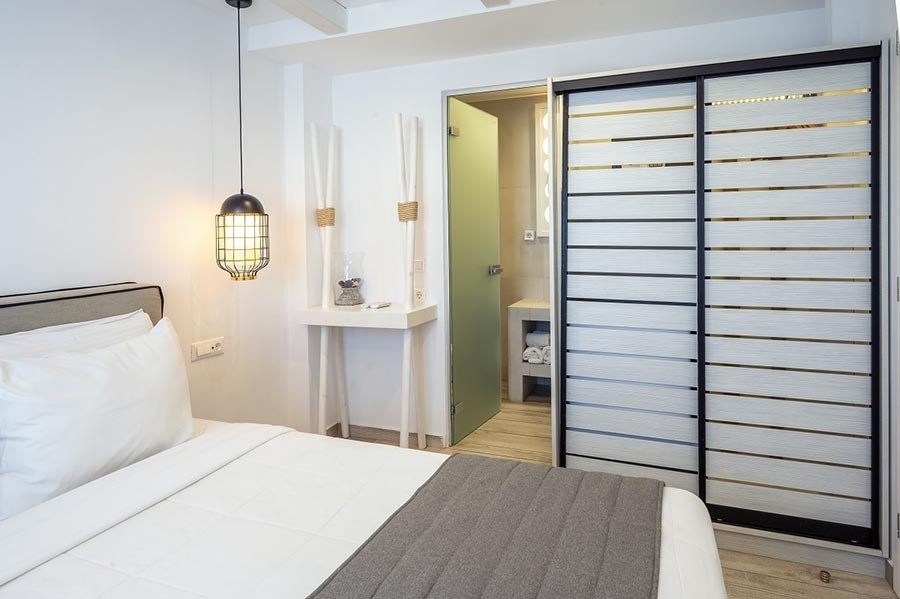 Smy Mediterranean White Santorini