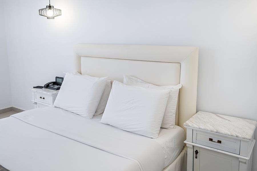 Smy Mediterranean White Santorini