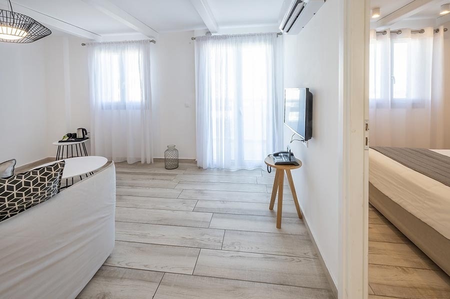 Smy Mediterranean White Santorini