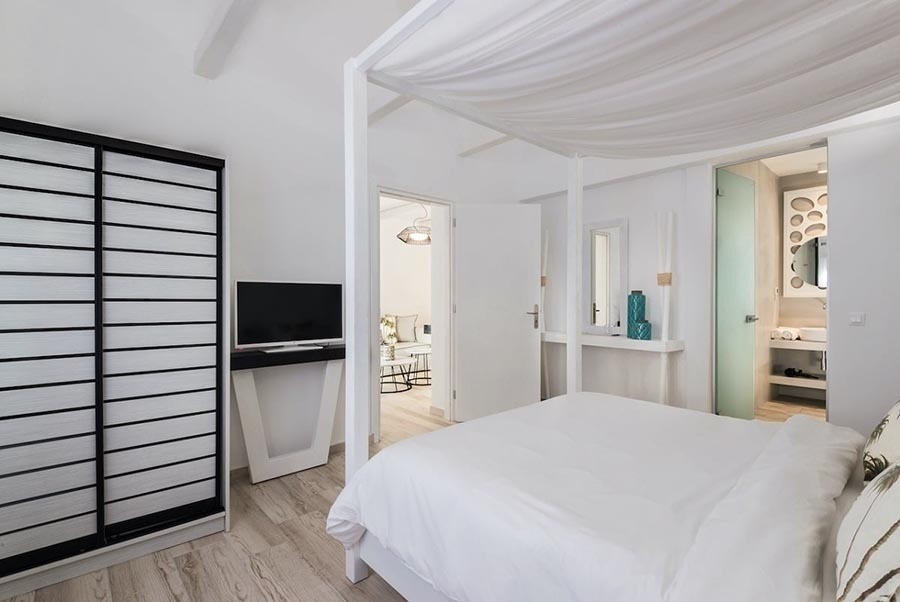 Smy Mediterranean White Santorini