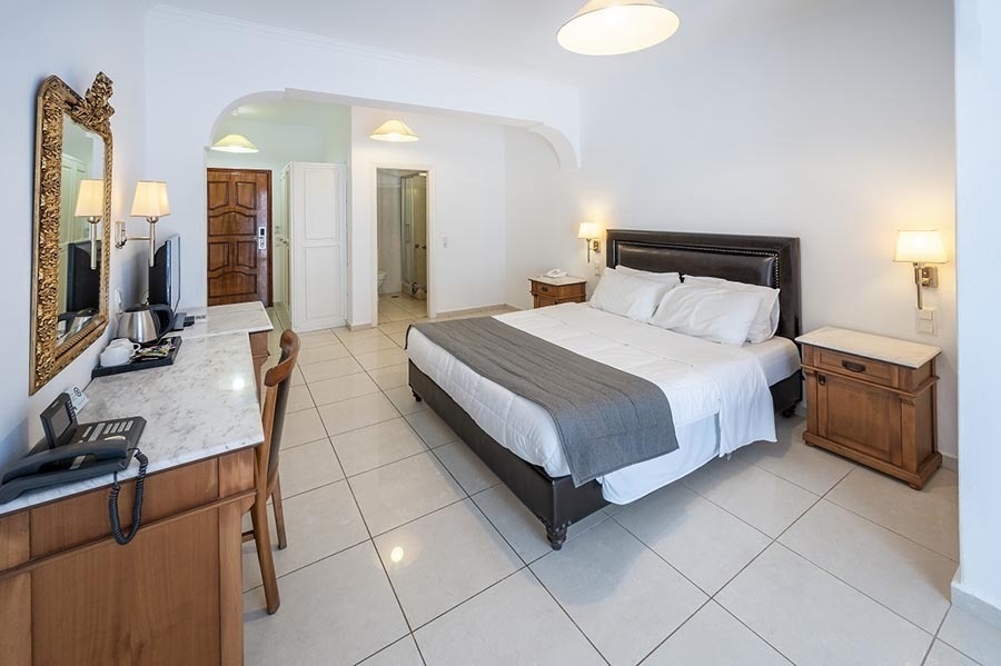 Smy Mediterranean White Santorini