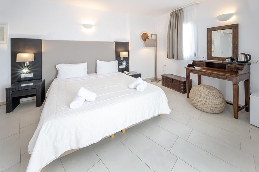 Hotel Orizontes Santorini