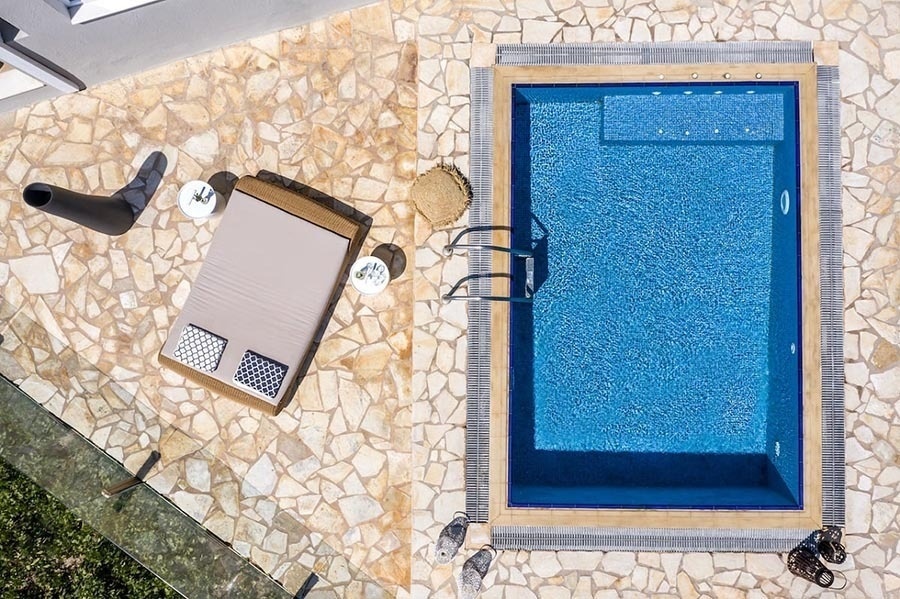 Smy Santorini Suites & Villas