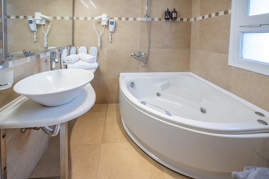 Smy Santorini Suites & Villas