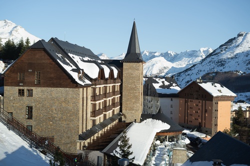 a large building with a steeple on top of it