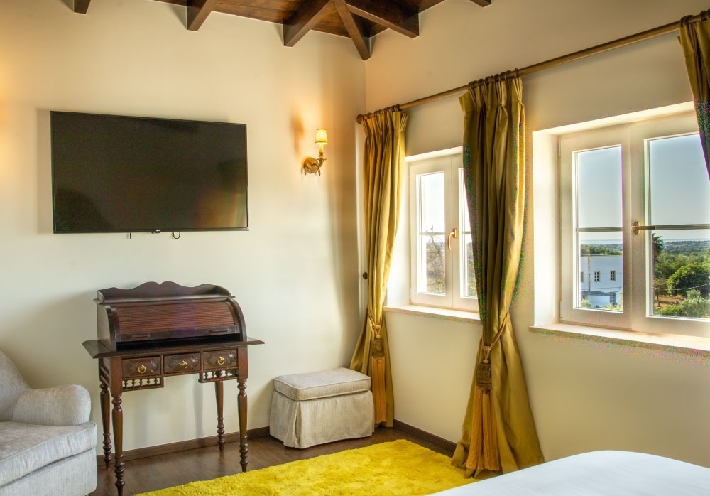 Solar Alvura Health Hotel