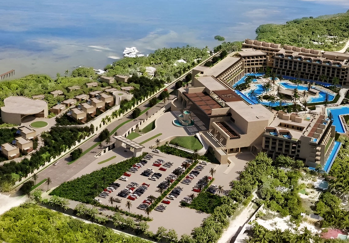 Resort Sunset World Resorts: Corporativa con piscinas y mar en Riviera Maya.
