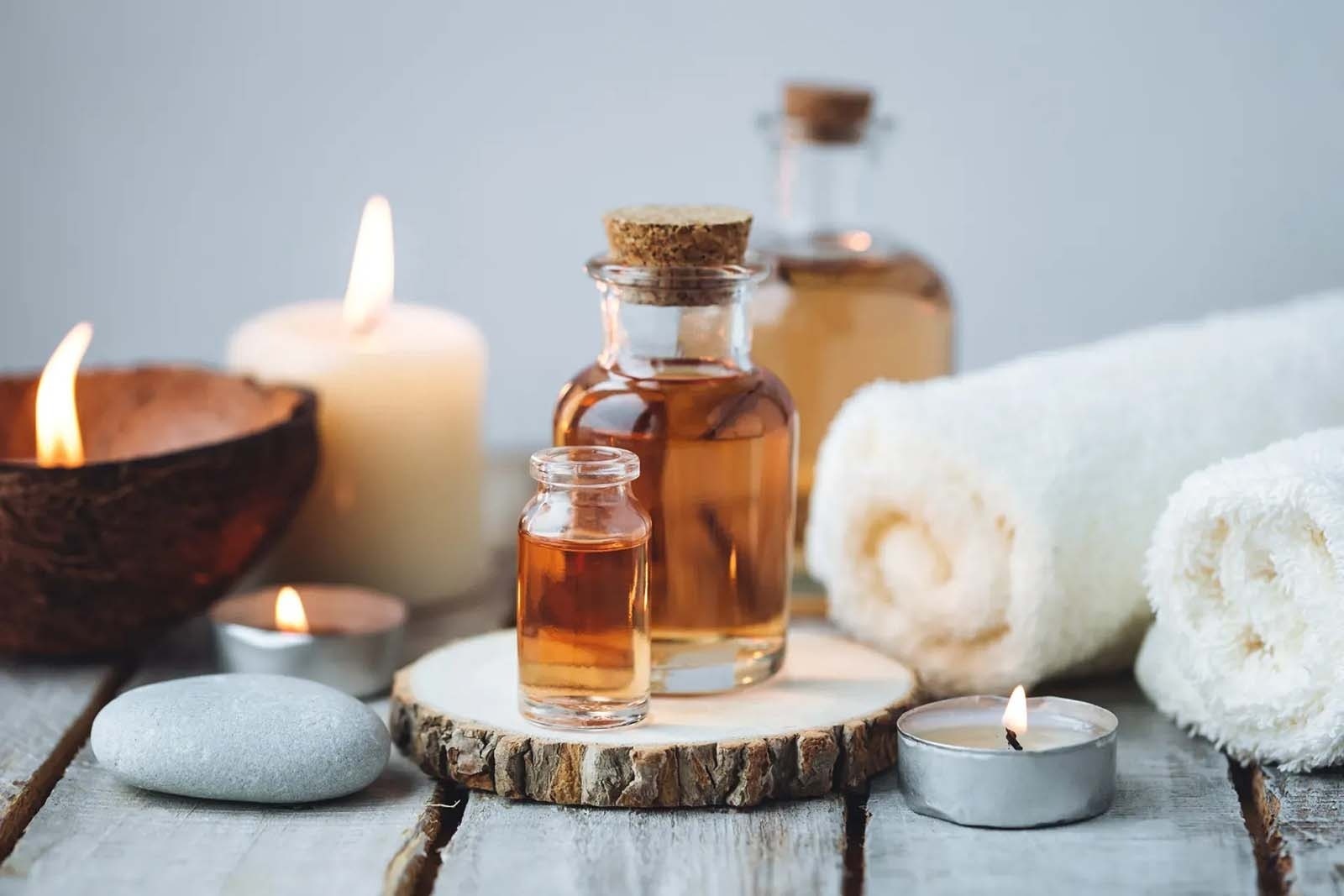 Tequendama spa ambiance: oils, candles & soft towels for corporate relaxation.