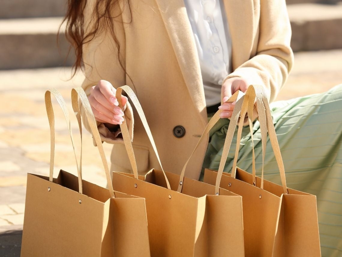 Bolsas de compras Tequendama: Corporativa, perfectas para tus compras.