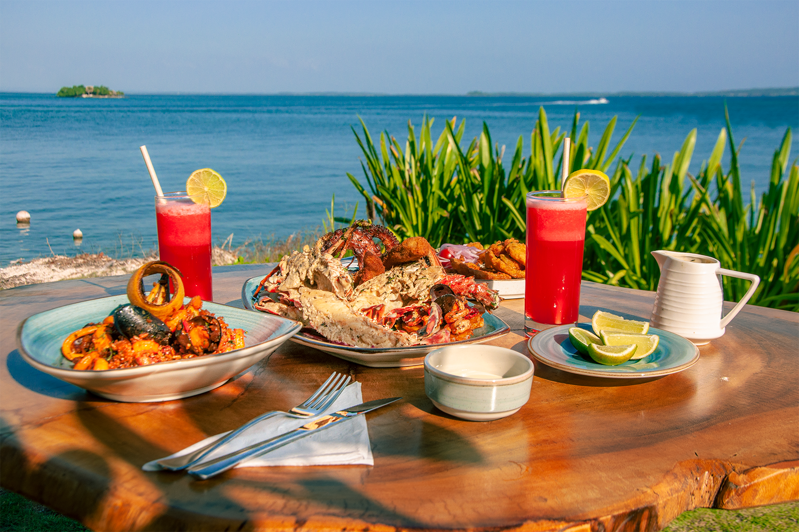 Tequendama: Corporativa seafood feast by the ocean.