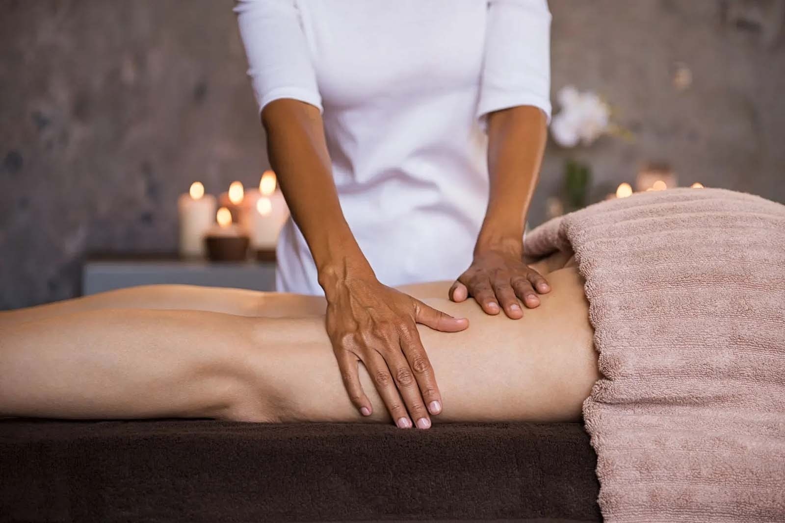 Relaxing massage at Tequendama: Corporativa, perfect for your well-being.