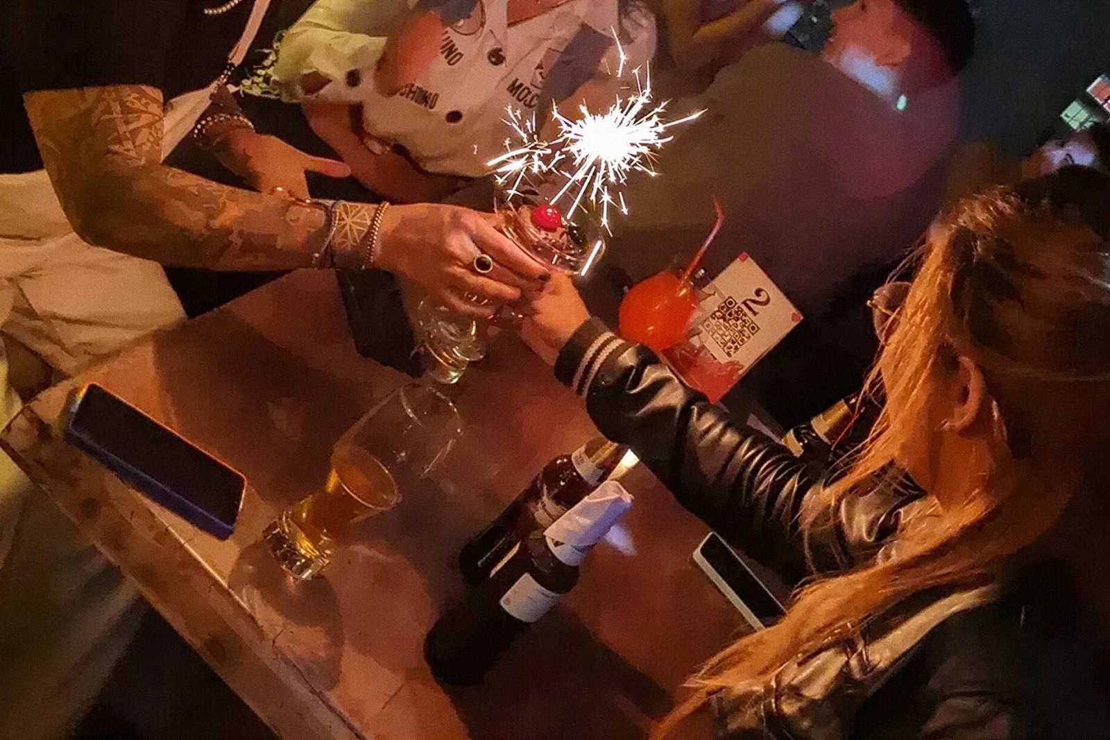 Sparkling celebration at Tequendama Suites Bogotá | Suites in the centre of Bogotá.