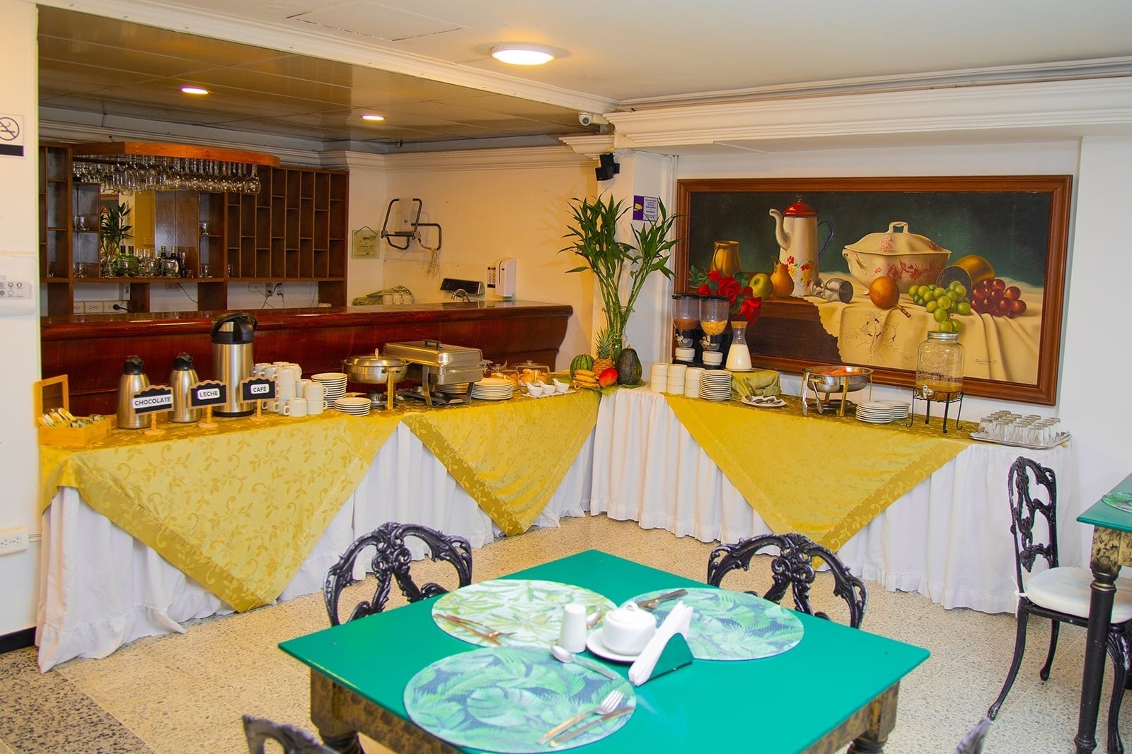 Hotel Tequendama Corporativo: breakfast buffet with fruits, cereals, coffee, and more.