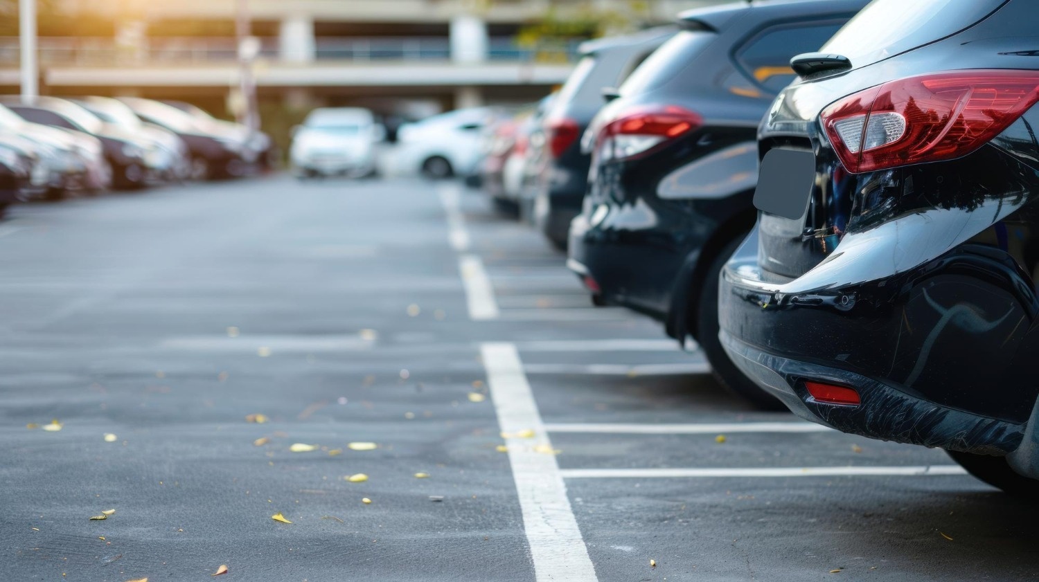 Hotel Tequendama: Corporativo parking, safe and convenient for business travelers.