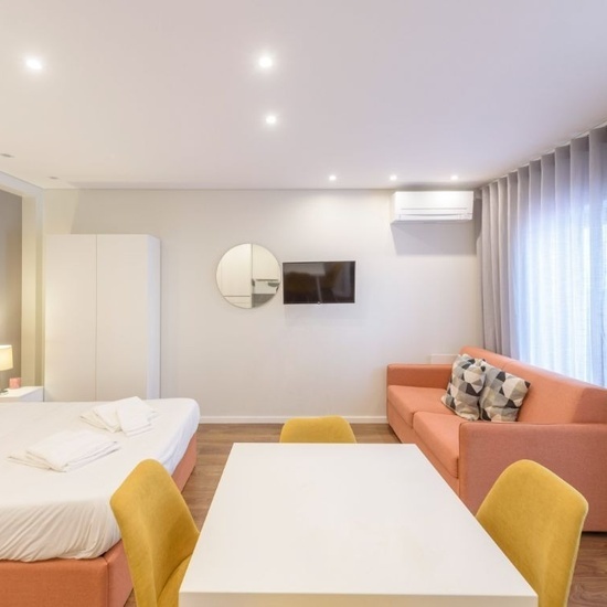Eça de Queirós Apartments - Contos