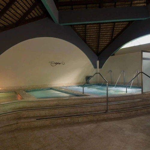 Circuito de aguas del spa de Impressive Punta Cana