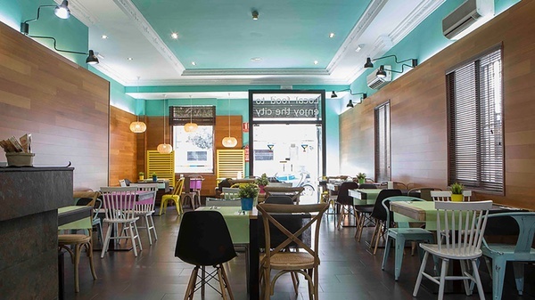 Cafetería-bar para desayunos del hotel Casual de las Artes Valencia