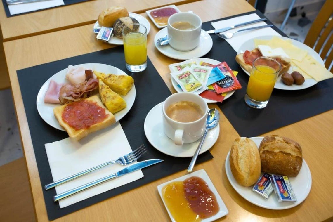 Buffet breakfast in the center of Barcelona