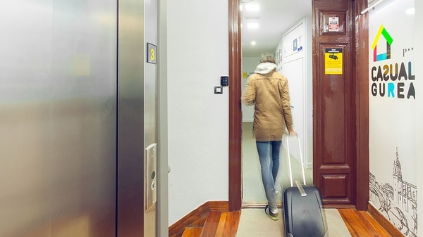 Instalaciones de Casual Gurea, hotel apto para mascotas en el centro de Bilbao