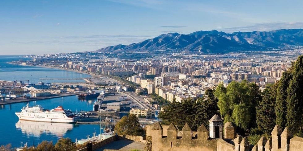 Málaga, verbindet die Kultur einer Großstadt mit den besten Stränden