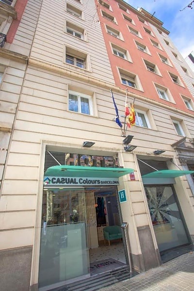 Entrance of Casual Colors, thematic hotel in the center of Barcelona