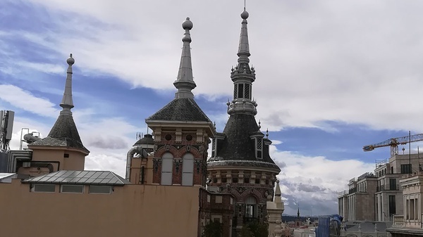 Uitzicht op het centrum van Madrid vanuit het Casual del Teatro hotel