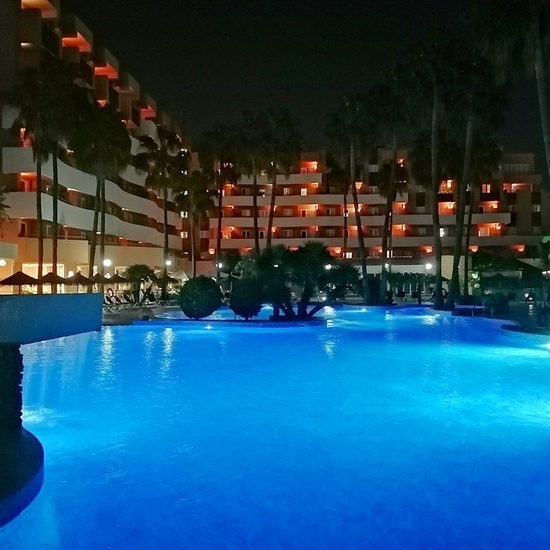 Servicios y Instalaciones