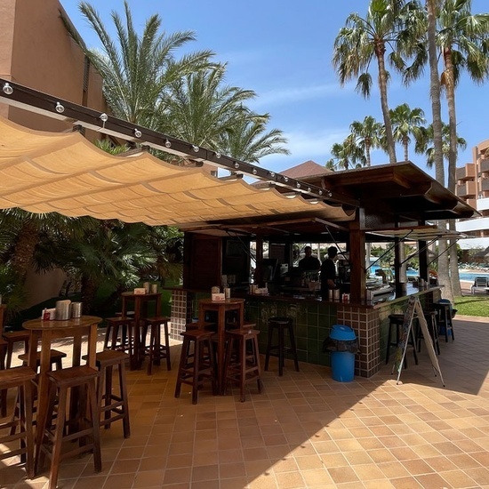 Servicios y Instalaciones