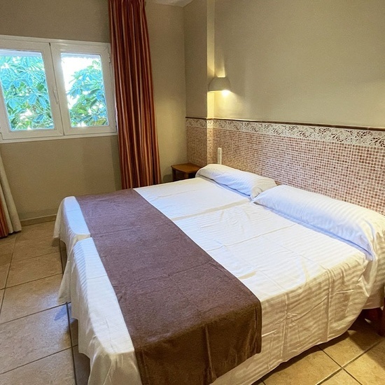 Apartamentos y Estudio