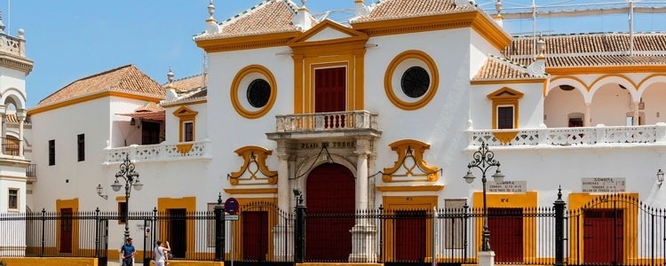 Basic Puerta de Sevilla