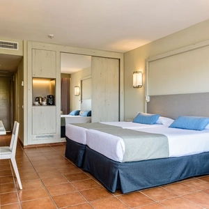 Habitaci&oacute;n Club