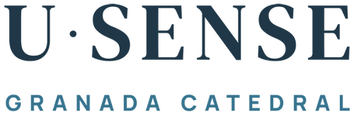 la letra u está dentro de un círculo que dice granada catedral