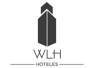 un logotipo para un hotel con un edificio y una flecha .