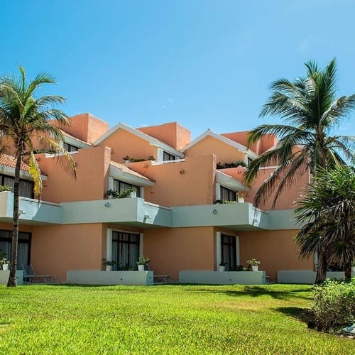 a large building with a lot of windows and balconies