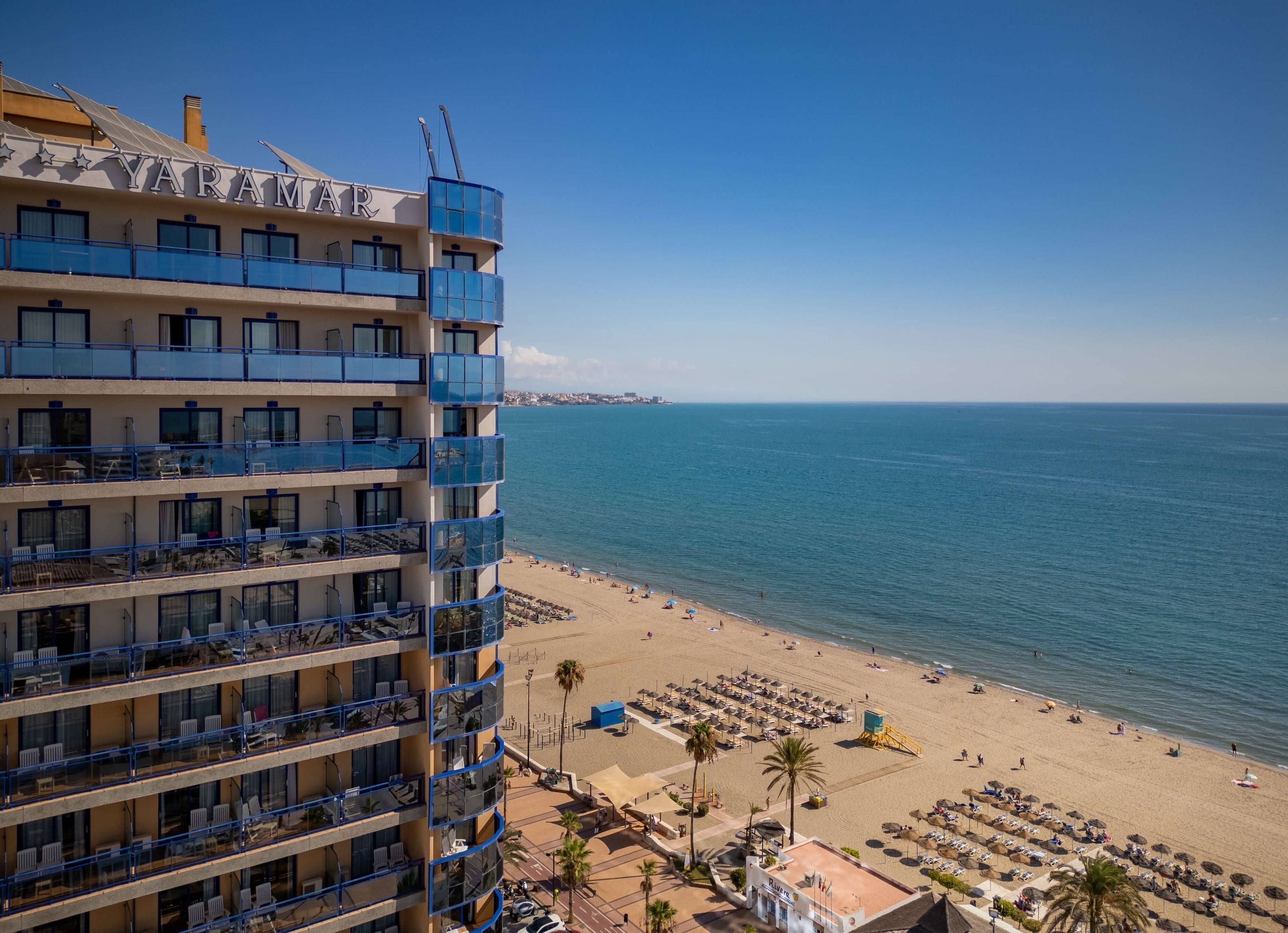 Sala Aquarium en Hotel Yaramar: el espacio ideal para eventos MICE y celebraciones BBC en Fuengirola