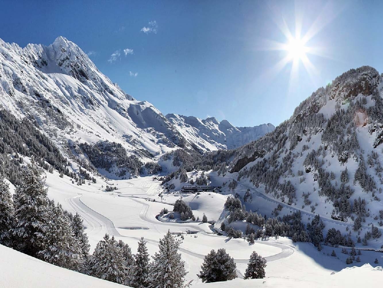 une carte montrant les différents circuits de l' hôpital